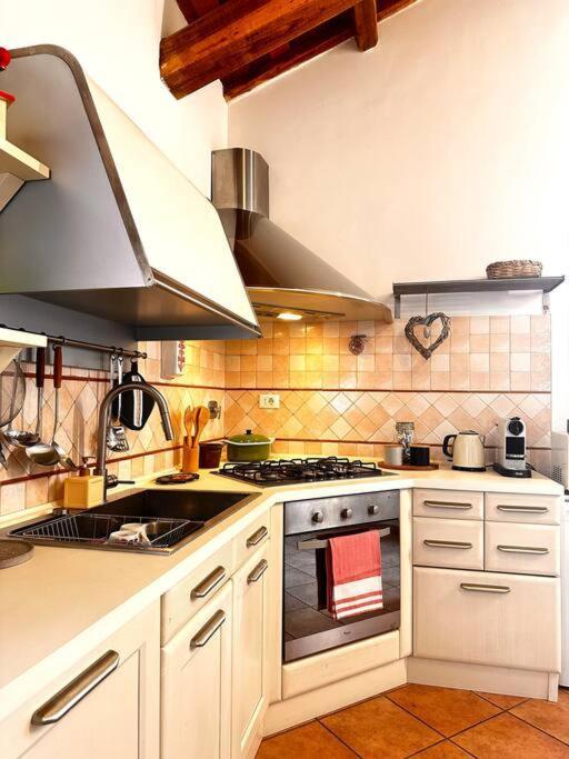 Apartment Borghetto Degli Angeli Rome
